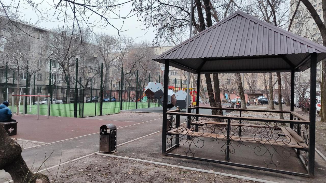 Золотой Квадрат 60 Кв2 Apartment Almatî Exterior foto