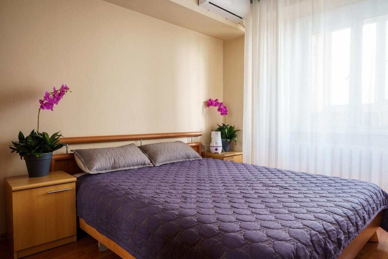 Золотой Квадрат 60 Кв2 Apartment Almatî Exterior foto