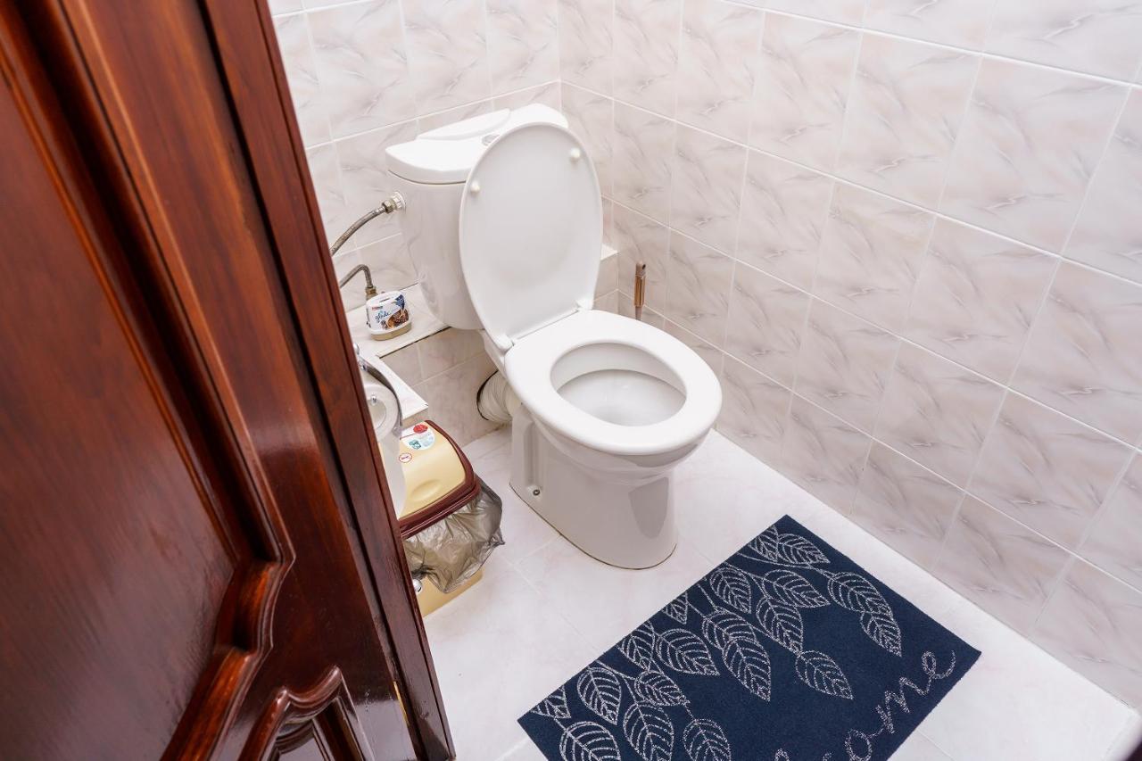 Золотой Квадрат 60 Кв2 Apartment Almatî Exterior foto