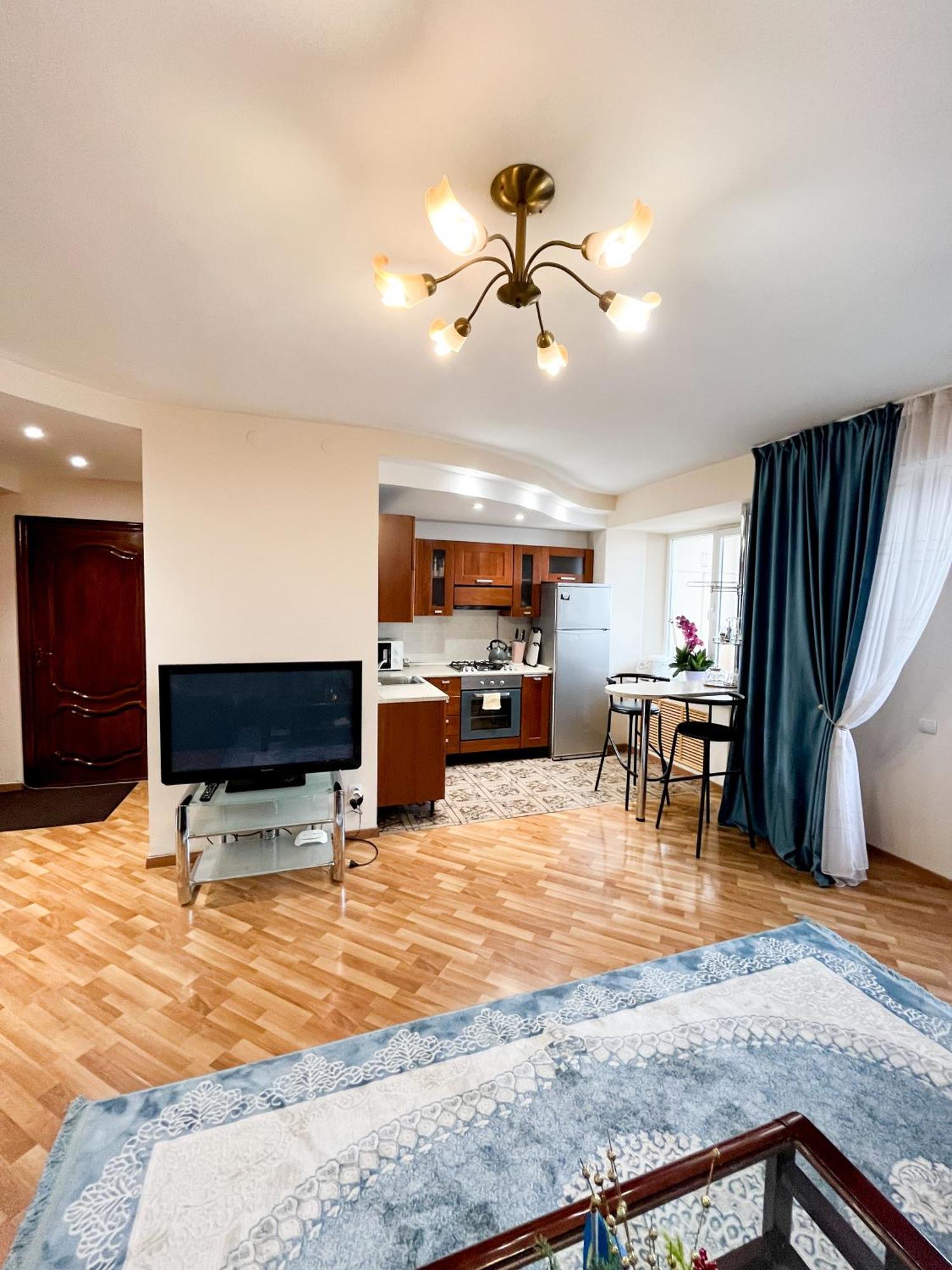 Золотой Квадрат 60 Кв2 Apartment Almatî Exterior foto